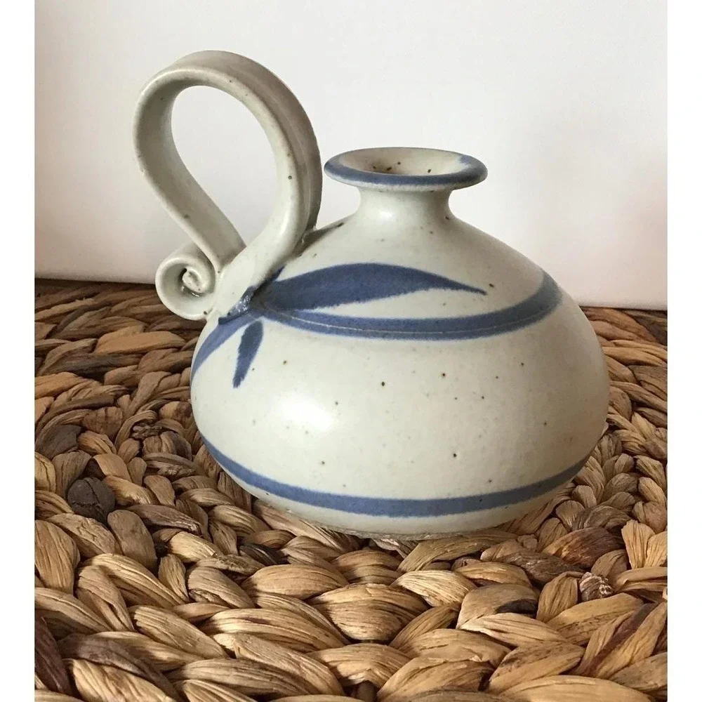 Vtg Studio Pottery Bud Vase Chamberstick‎ Blue White Scrolled Handle 4.5 inch